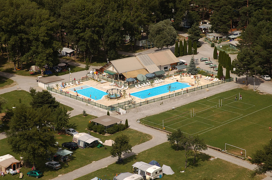 camping avec piscine a veynes