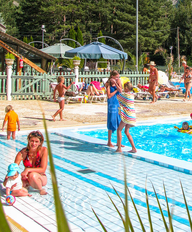 pataugeoire piscine camping solaire