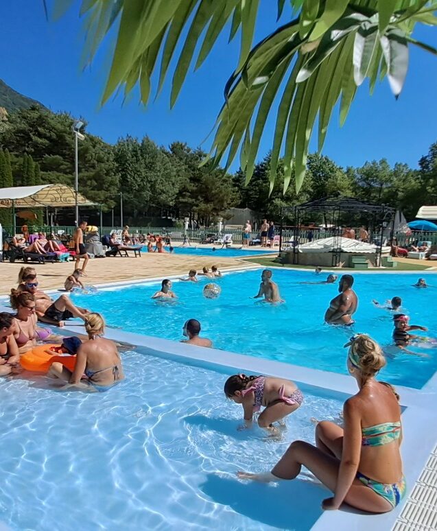 piscine camping solaire