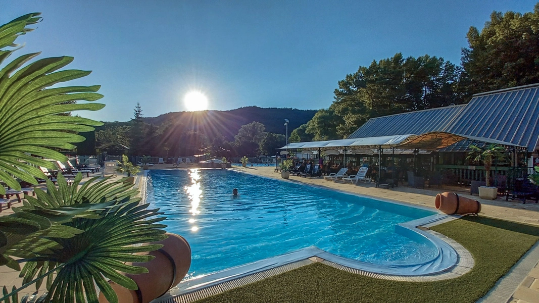 piscine exterieure camping_